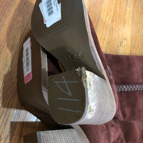 ugg high boot size 6 - Picture 3 of 8